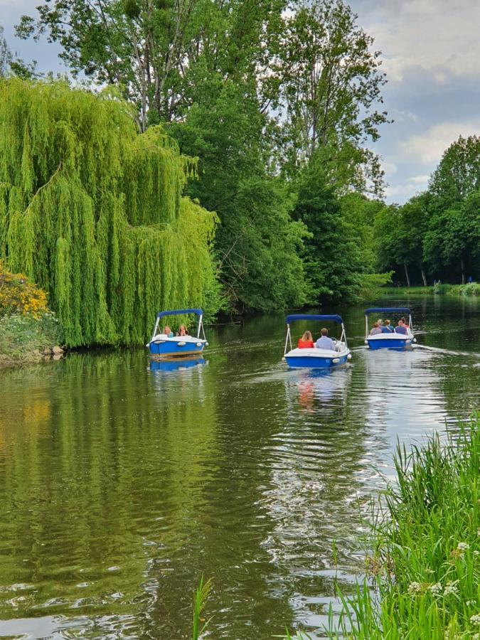 Aux Lits Du Canal Bed & Breakfast Josselin Dış mekan fotoğraf