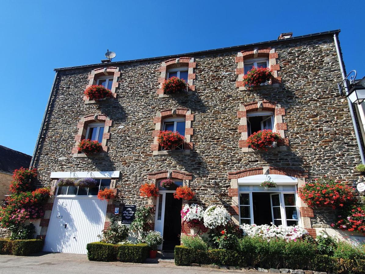 Aux Lits Du Canal Bed & Breakfast Josselin Dış mekan fotoğraf